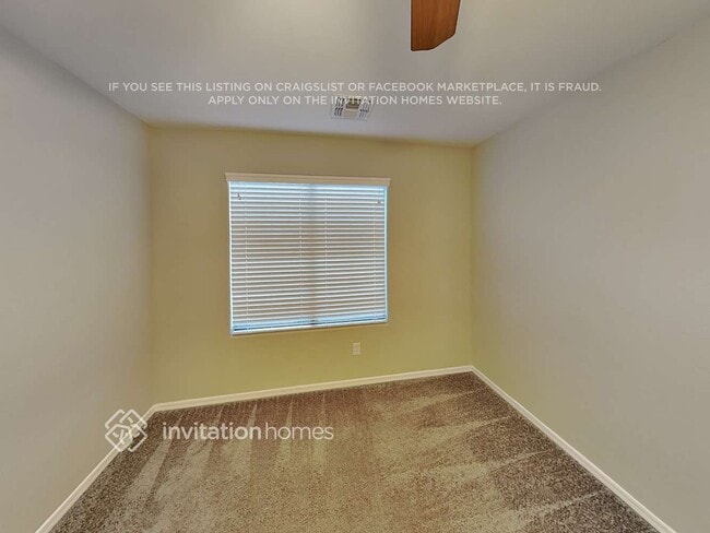 Building Photo - 1991 W Sunshine Butte Dr