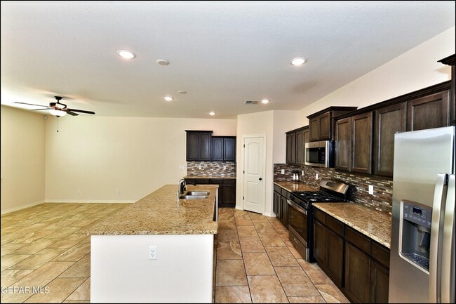 Building Photo - 2840 Tierra De Moyo Pl