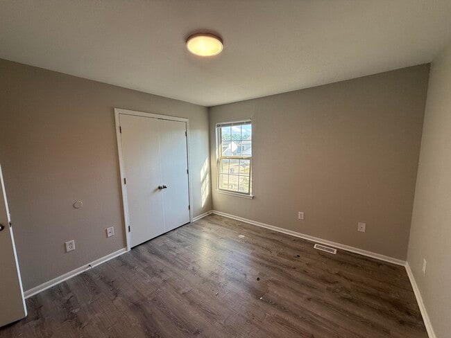 Building Photo - 1407 Greensboro Dr