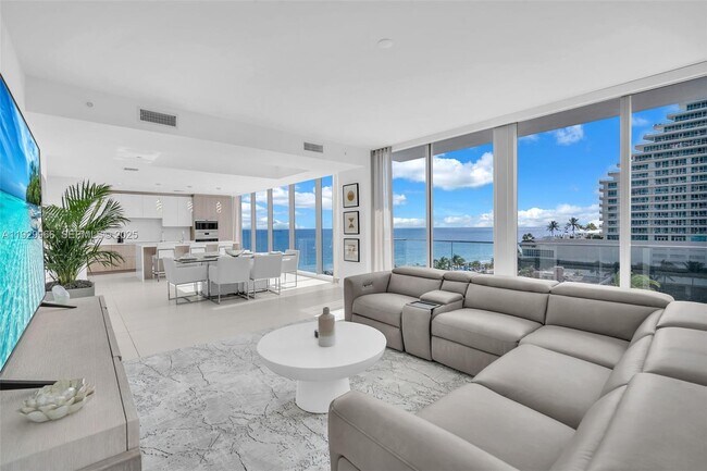 Building Photo - 151 N Seabreeze Blvd