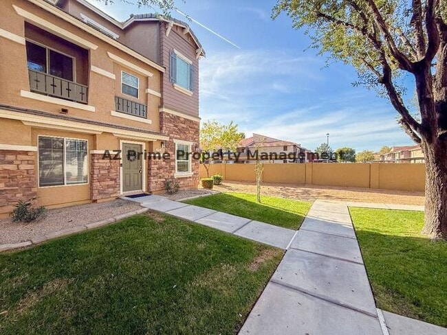 Building Photo - 164 W Commerce Ct