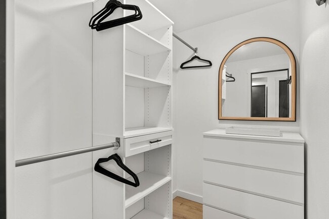 Building Photo - Savvy 1B/1B Unit B I Near Gonzaga/WSU/EWU & 5 Hospitals I Pet Friendly (Furnished)