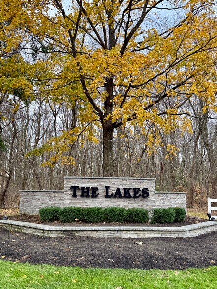 Building Photo - 2704 Tarnbrook Dr