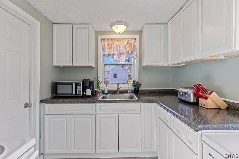 Building Photo - 204 Breman Ave