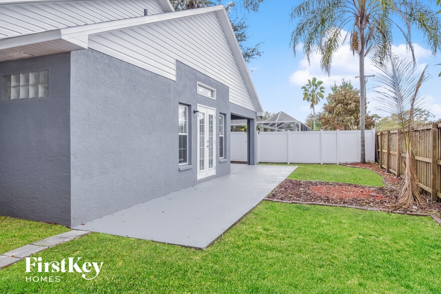 Building Photo - 516 Valencia Park Dr