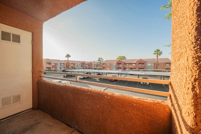 Building Photo - Like-New 2BR/2BA Condo in Gated Manzanita Community – Vaulted Ceilings & Fireplace!