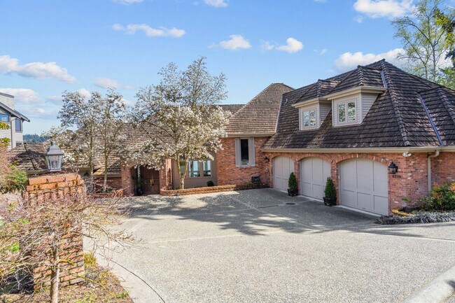 Building Photo - 6408 E Mercer Way