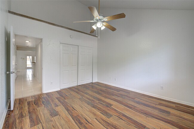 Building Photo - 16800 Sugar Pine Dr