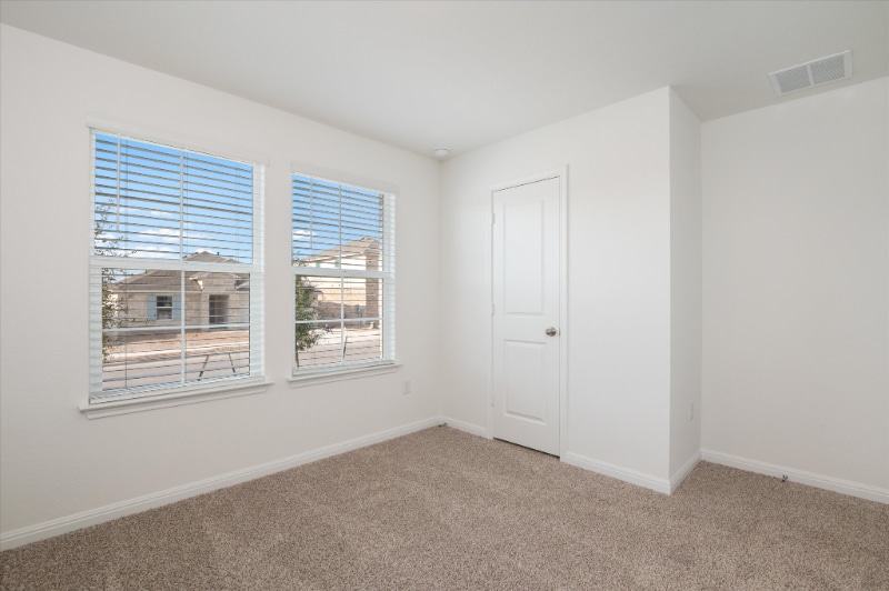 Building Photo - 1936 Lazy Acrs St