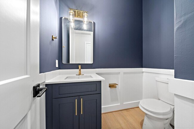 Building Photo - 8414 Vogue Ln