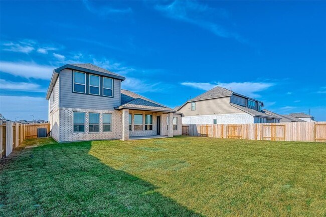 Building Photo - 2223 Rustboro Dr