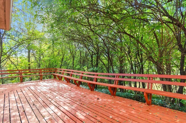 Building Photo - 2825 Tuebingen Pkwy