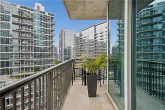 Building Photo - 1080 Peachtree St NE