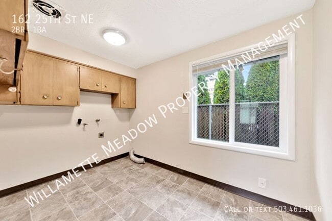 Building Photo - 162 25th St NE