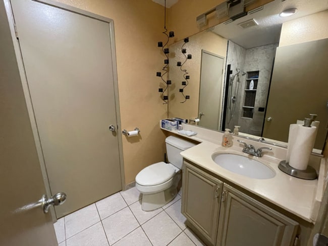 Building Photo - Beautiful 2-Story 3-bedroom home / Move in...