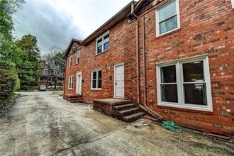 Building Photo - 115 S Mendenhall St