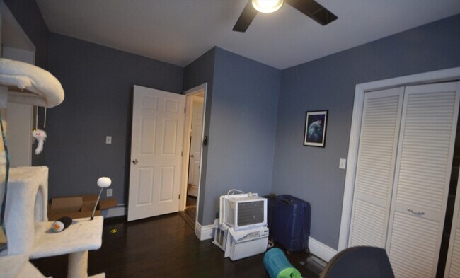 Building Photo - 60 Florida St