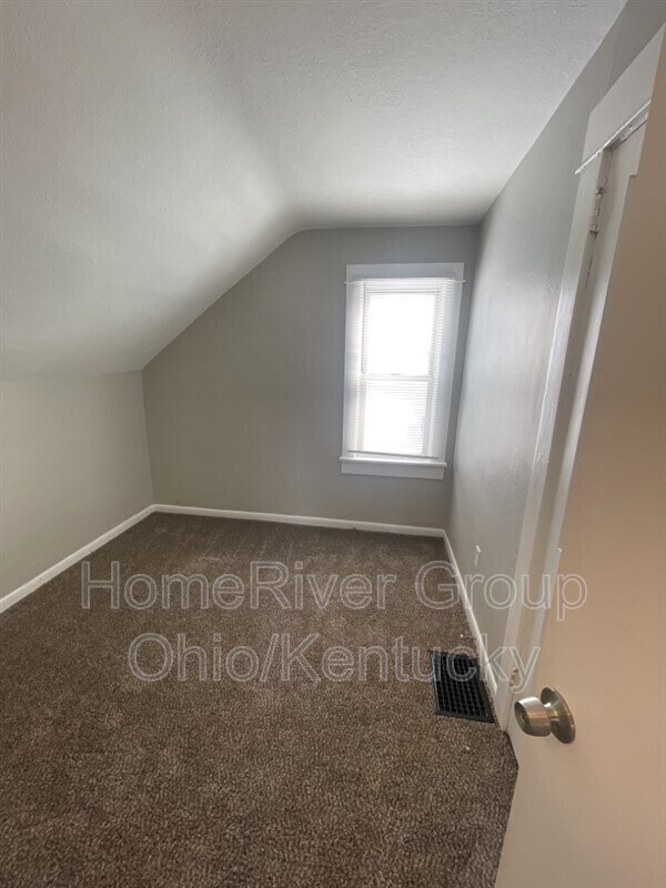 Building Photo - 2308 Fauver Ave