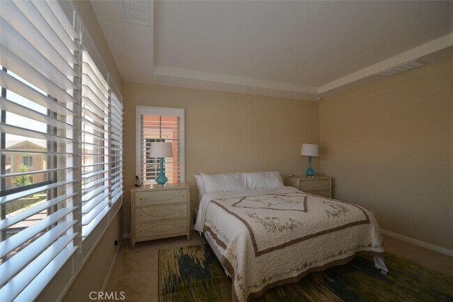 Building Photo - 51 Lupari-