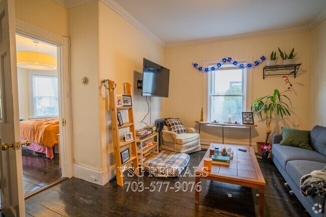 Building Photo - 53 Riverdale St