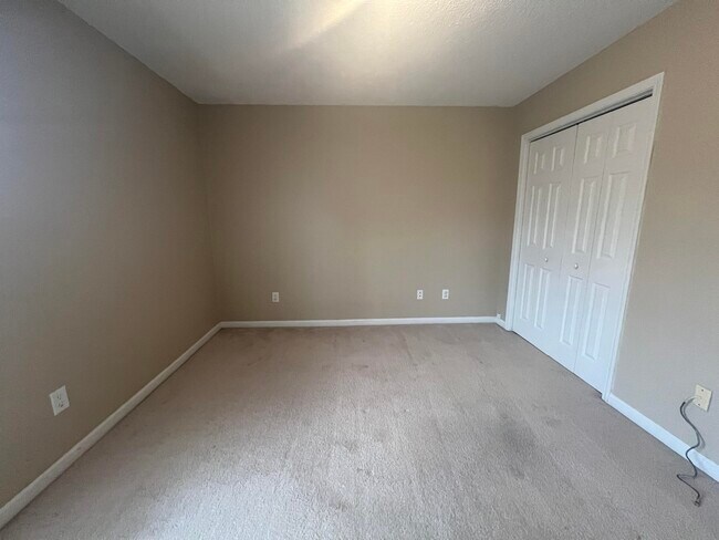 Building Photo - 4460 Maxie St