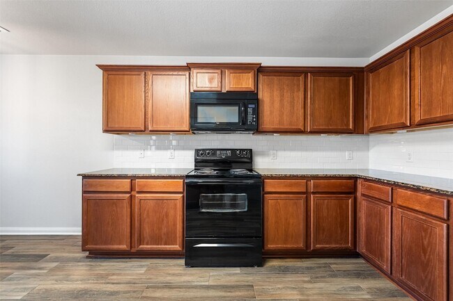 Building Photo - 188 Dodge City Trail