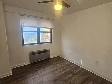 Building Photo - 11720 Edgewater Dr