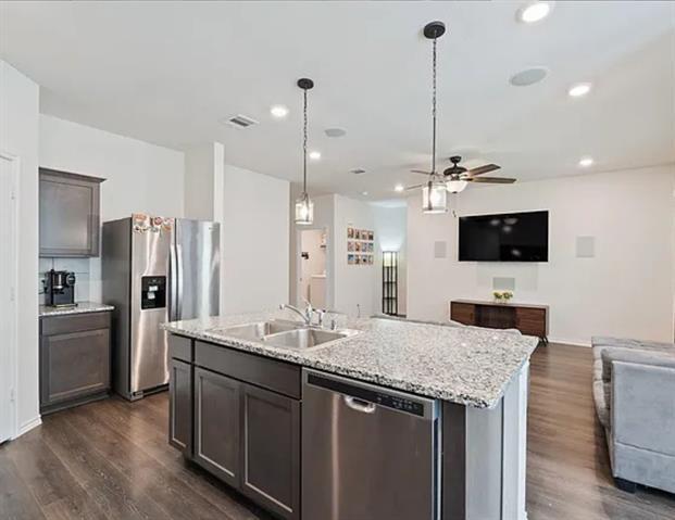 Building Photo - 2228 Starling St