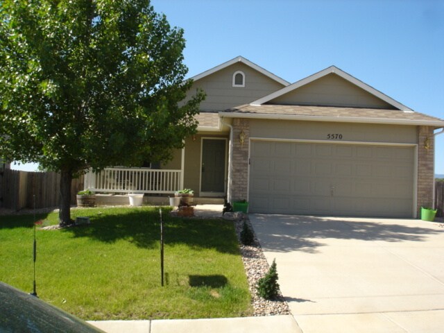 Building Photo - 5570 Vermillion Bluffs Dr