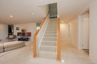 Building Photo - 20 Whitman Rd