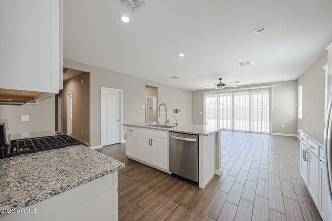Building Photo - 30897 W Catalina Dr