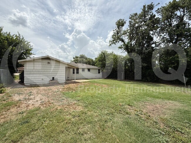 Building Photo - 3216 Marys Ln