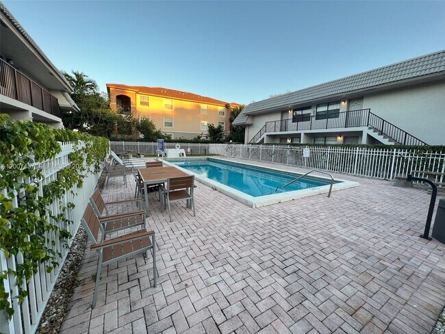 Building Photo - 3215 NW 102nd Terrace