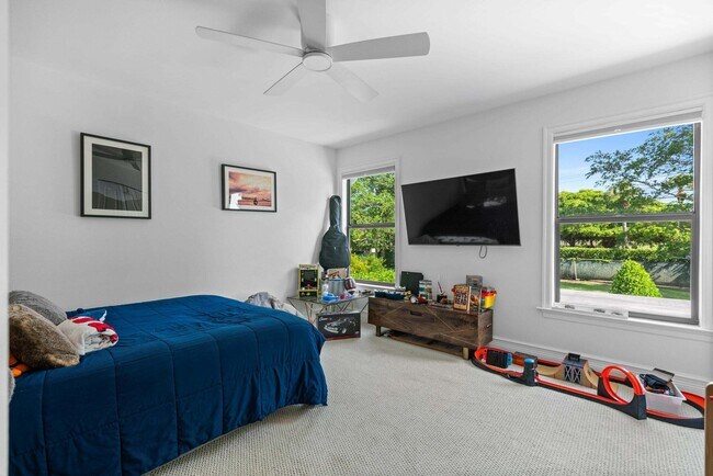 Building Photo - 6204 Celadon Cir