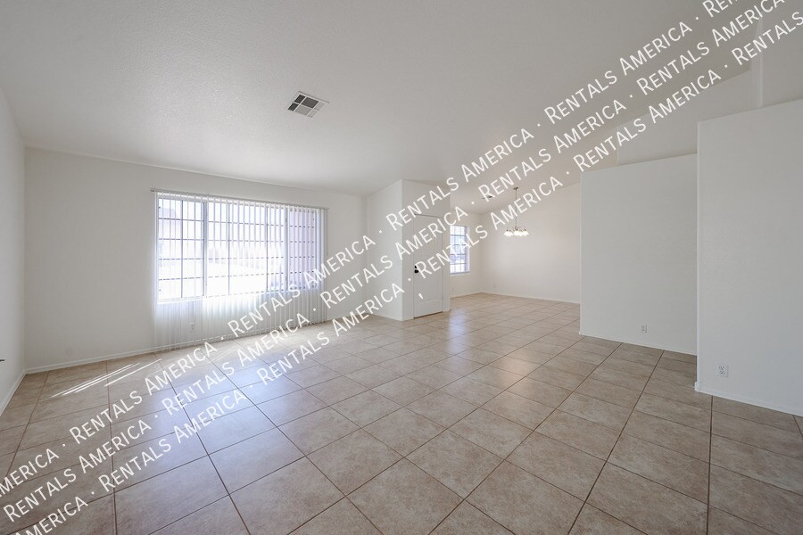 Building Photo - 6524 N 90th Dr