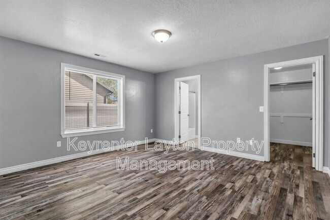 Building Photo - 138 Sam Gates Rd