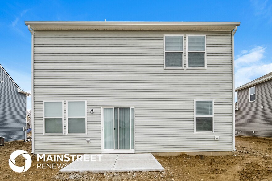 Building Photo - 9237 Larson Dr