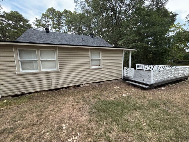 Building Photo - 1213 Palmetto Rd
