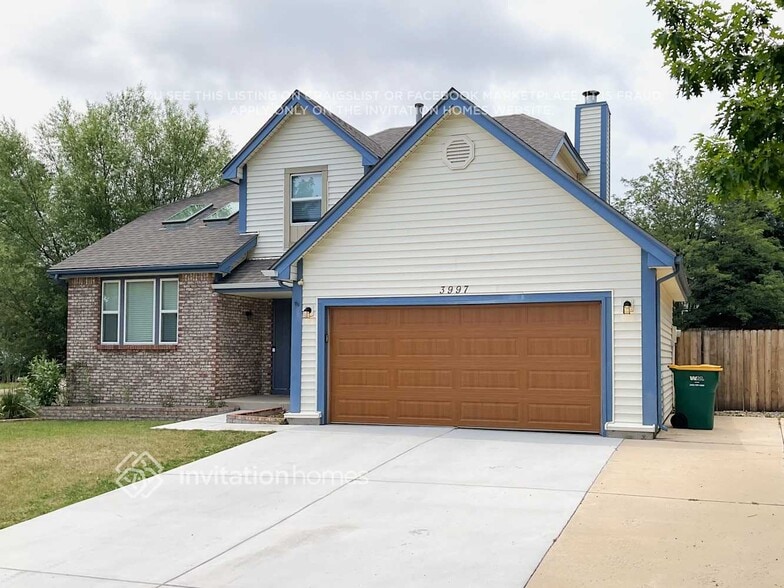 Primary Photo - 3997 Topsail Dr