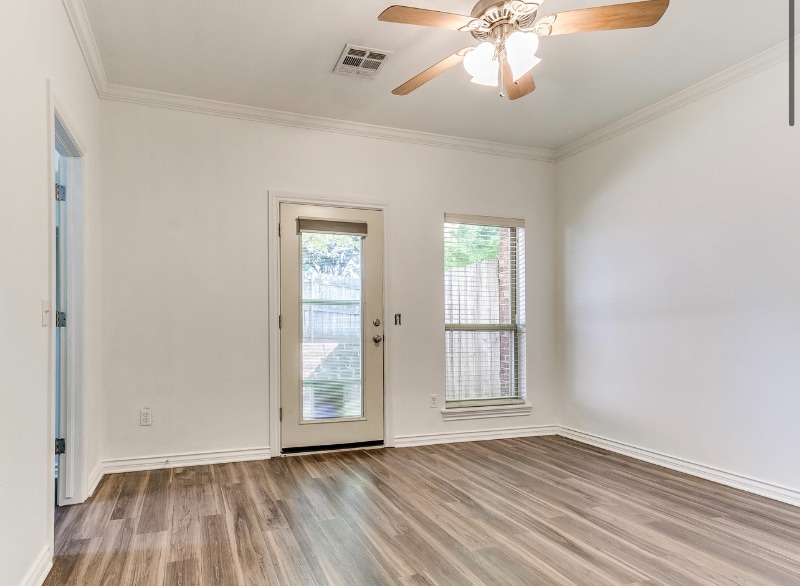 Building Photo - 13818 Oxford Dr