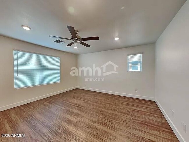 Building Photo - 678 W Laredo Ave
