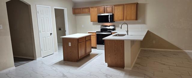 Building Photo - 1811 Kings Cross Dr