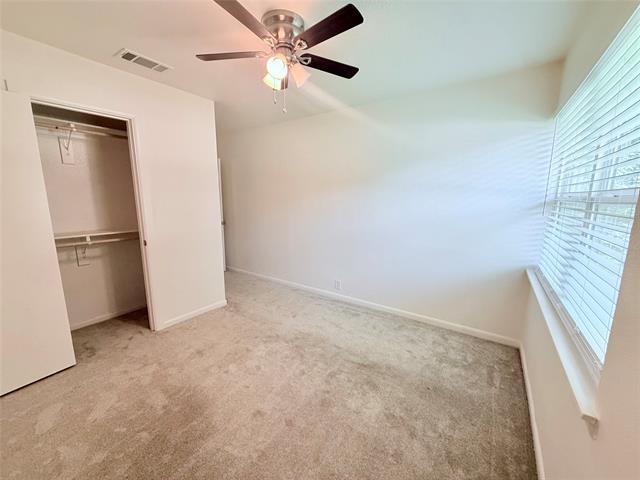 Building Photo - 1411 W Shields Dr