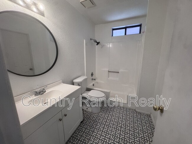 Building Photo - 5718 Sunrise Dr