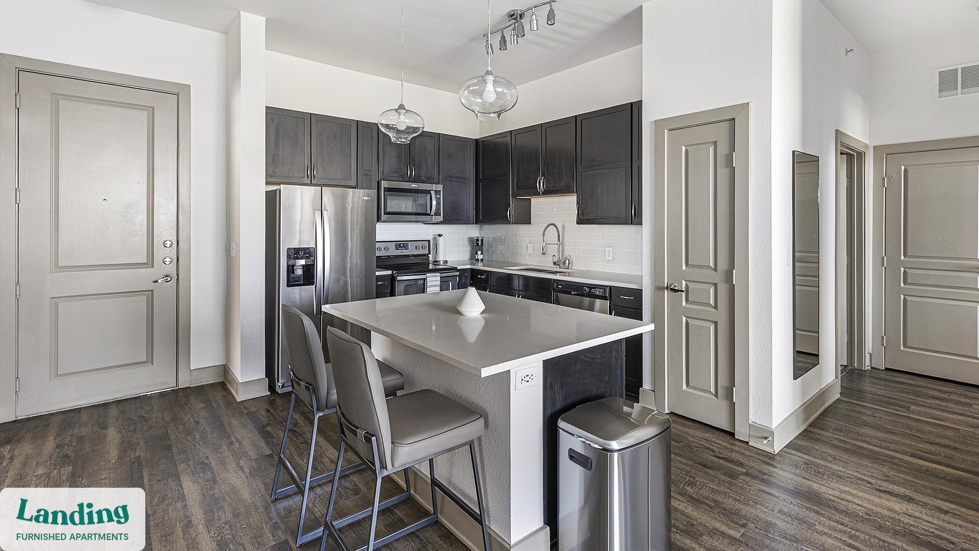 Building Photo - 5005 Galleria Dr