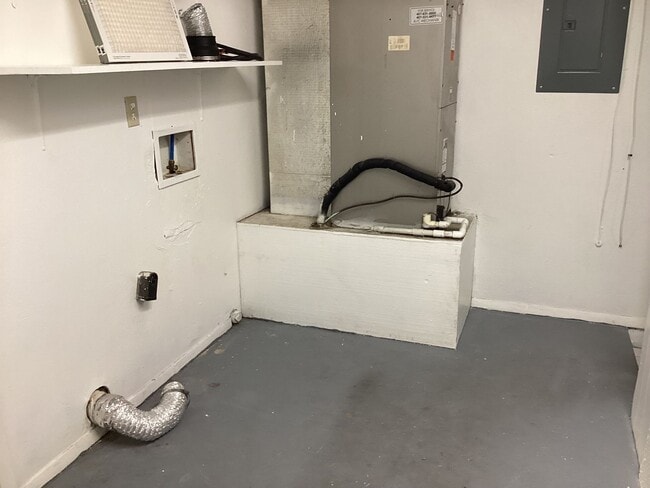 Building Photo - Apopka Duplex