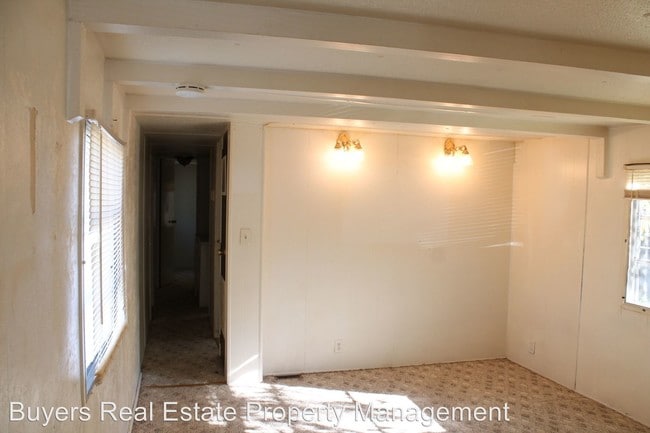 Building Photo - 4031 Lore Rd