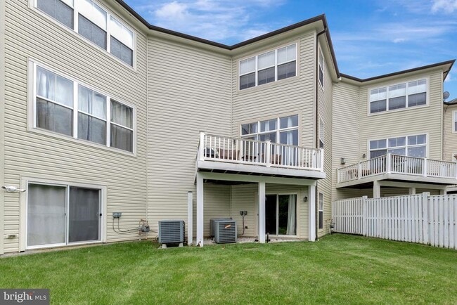 Building Photo - 13128 St James Sanctuary Dr