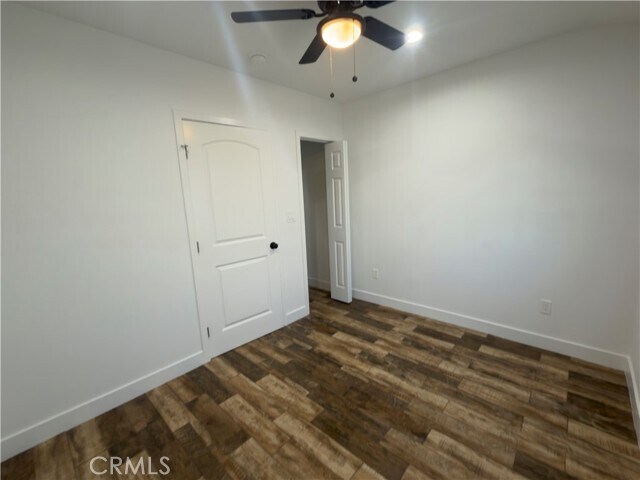 Building Photo - 521 W 78th St