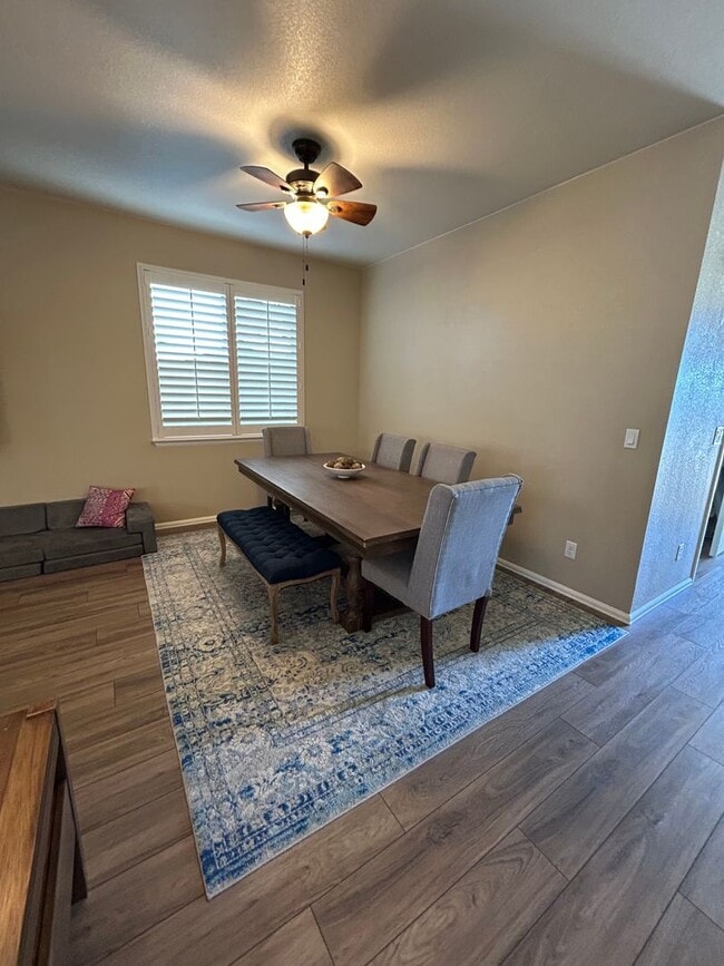 Building Photo - Spacious 5-Bed, 5-Bath Home in Erie’s Sunwest North Community